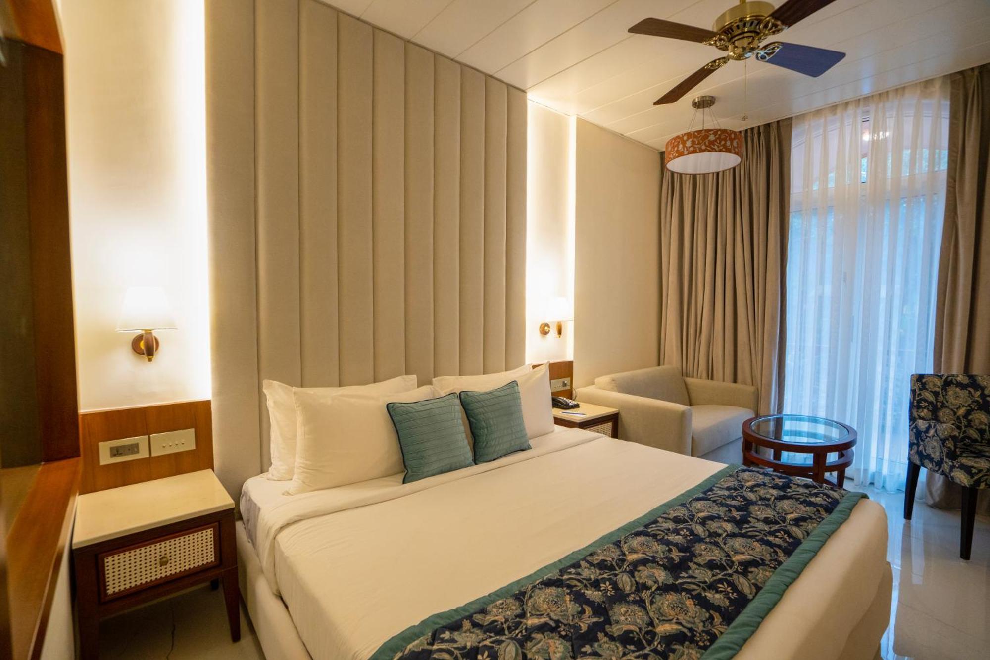 Evershine Resort & Spa Mahābaleshwar Buitenkant foto