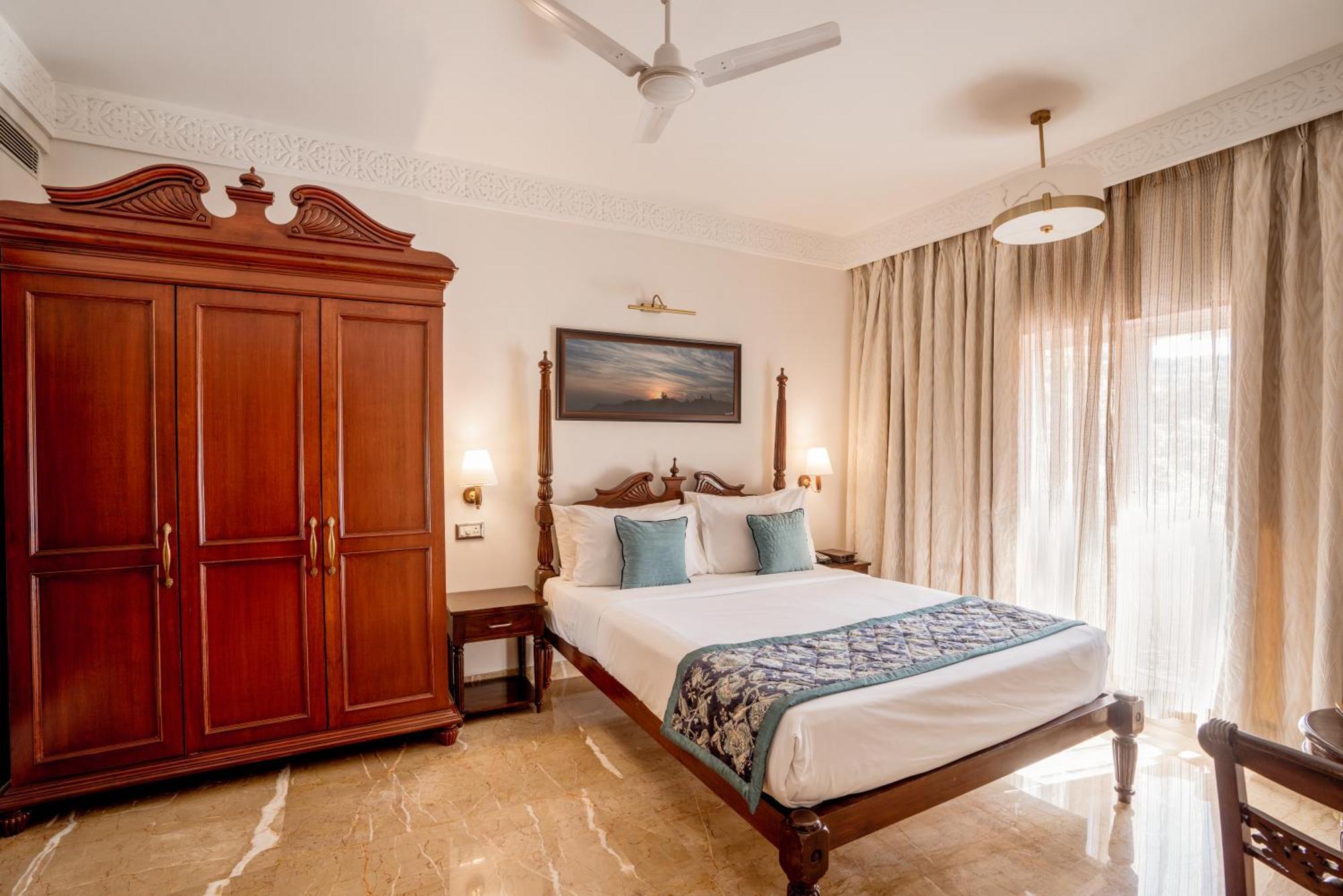 Evershine Resort & Spa Mahābaleshwar Buitenkant foto