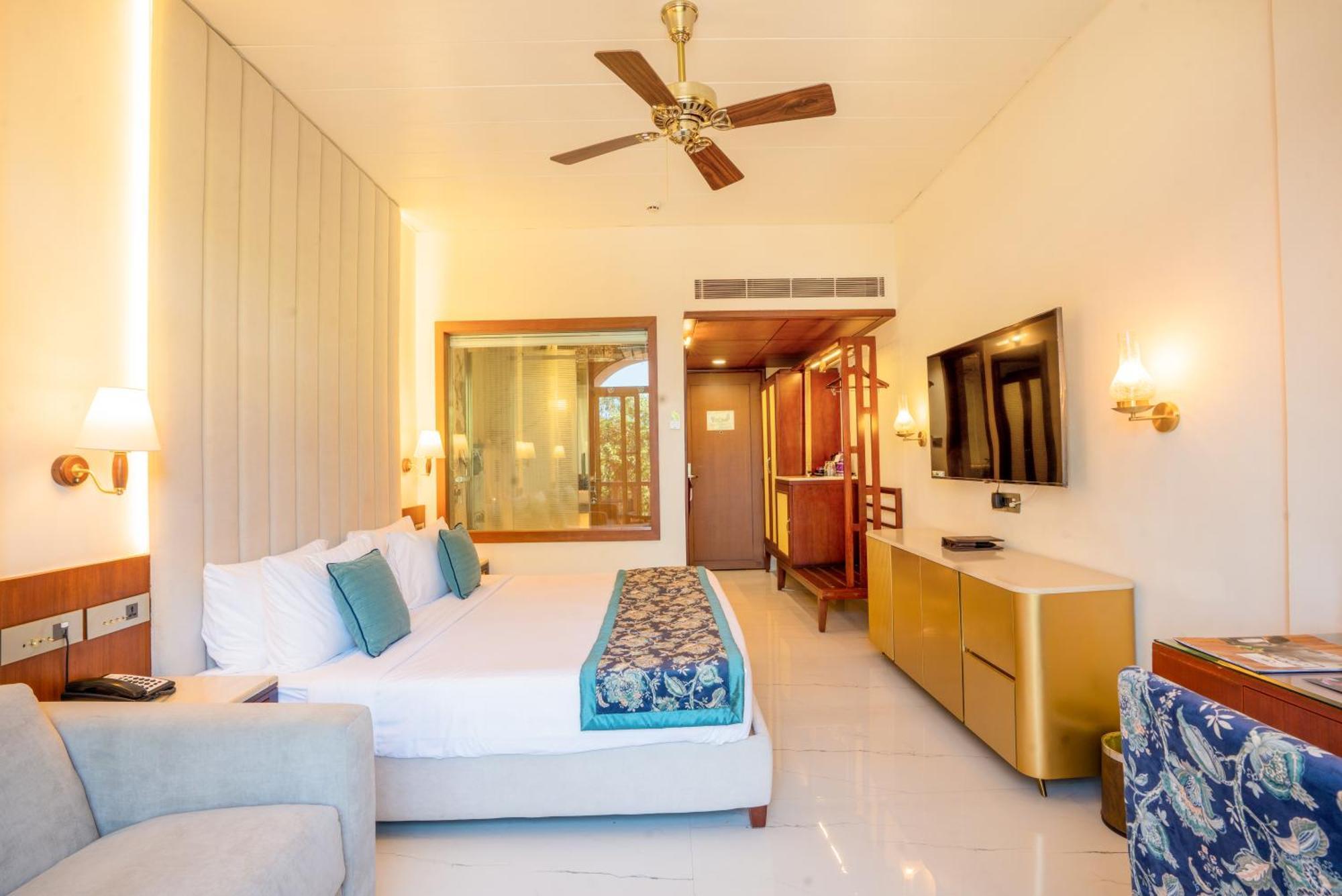 Evershine Resort & Spa Mahābaleshwar Buitenkant foto