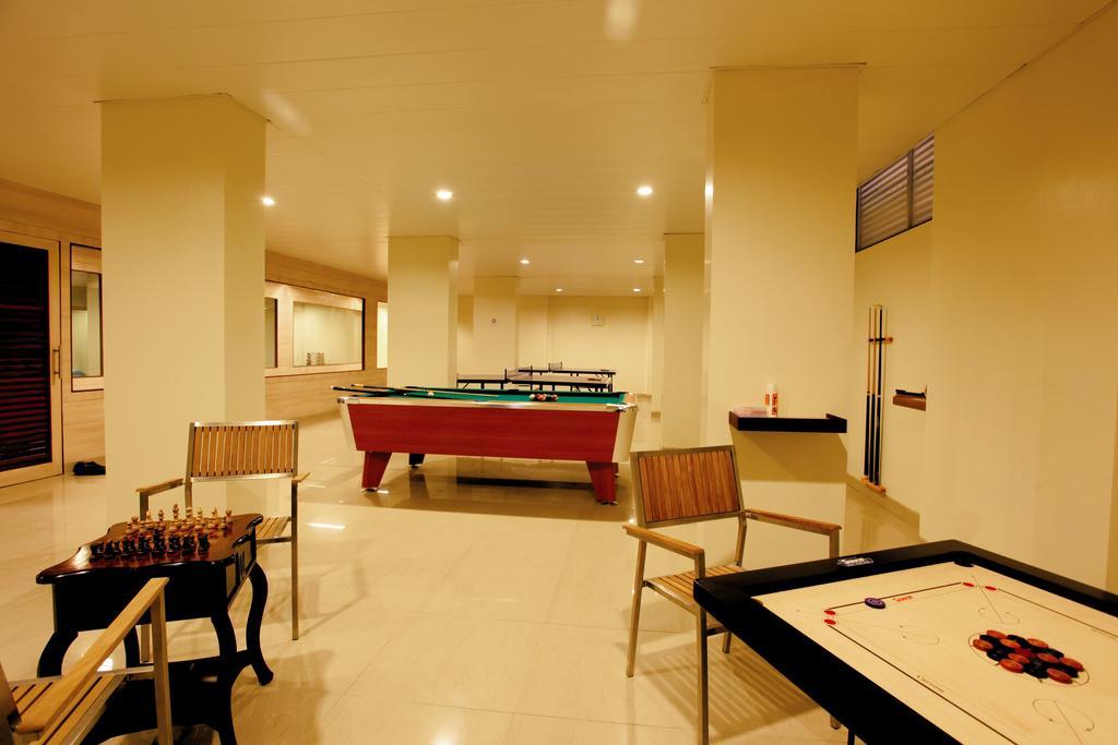 Evershine Resort & Spa Mahābaleshwar Buitenkant foto
