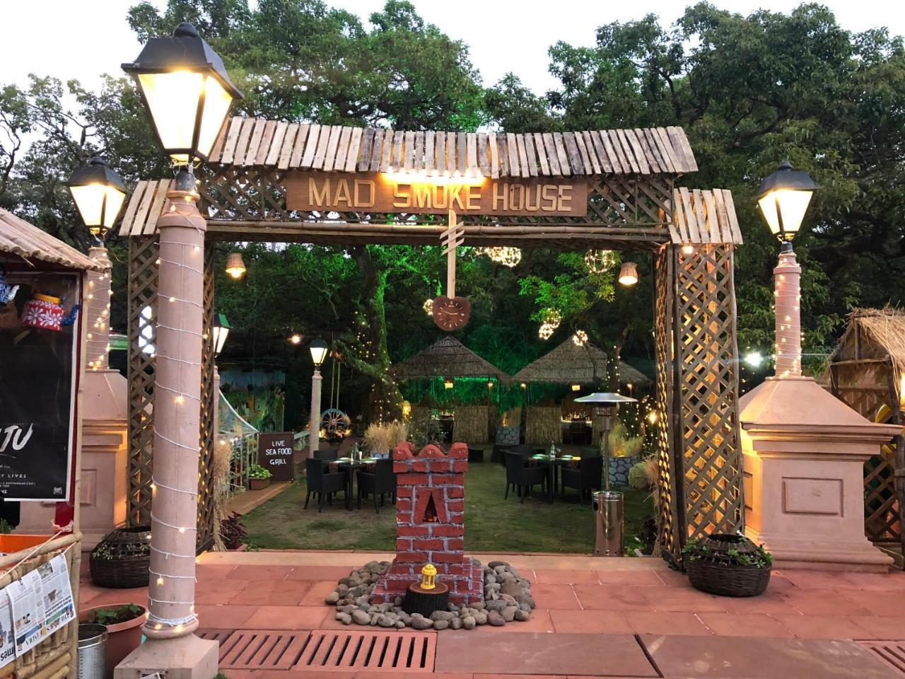 Evershine Resort & Spa Mahābaleshwar Buitenkant foto